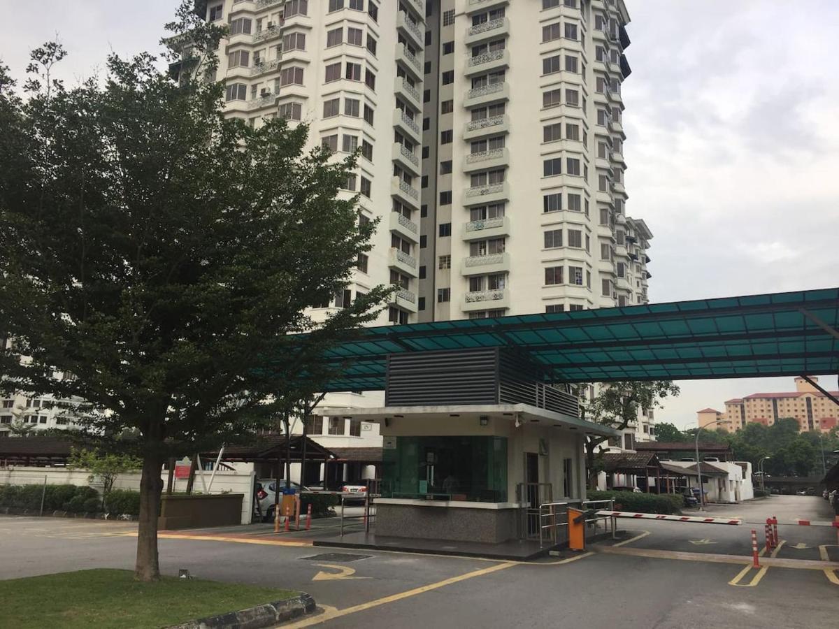 Cozy Kelana Jaya Semi-D Apt Near Mall, College & Hospital Petaling Jaya Εξωτερικό φωτογραφία